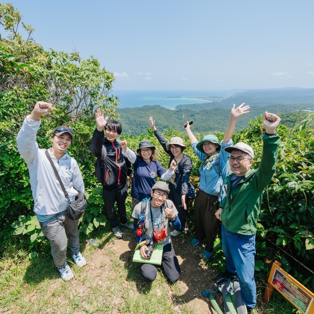 自然の奥深さを知る】 本格やんばるトレッキング - 喜如嘉翔学校